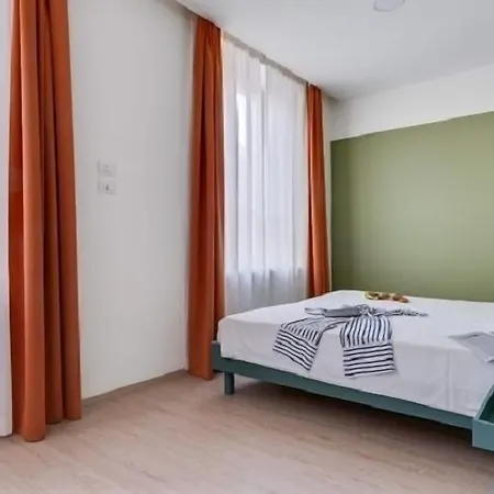Camplus Bernini Casa Per Ferie דירה טורינו