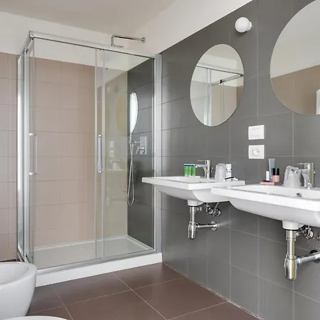 Camplus Bernini Casa Per Ferie *