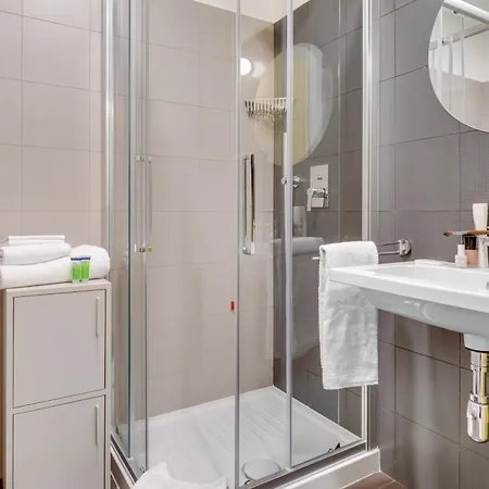 Camplus Bernini Casa Per Ferie