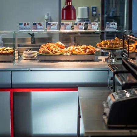 Camplus Bernini Casa Per Ferie Appartement Turin